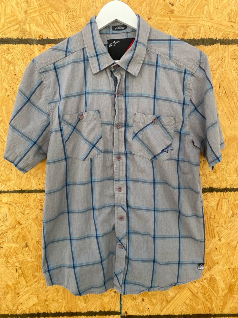 Alpinestars Men’s Gray and Blue Plaid Short-Sleeve Button-Down Shirt GUC M